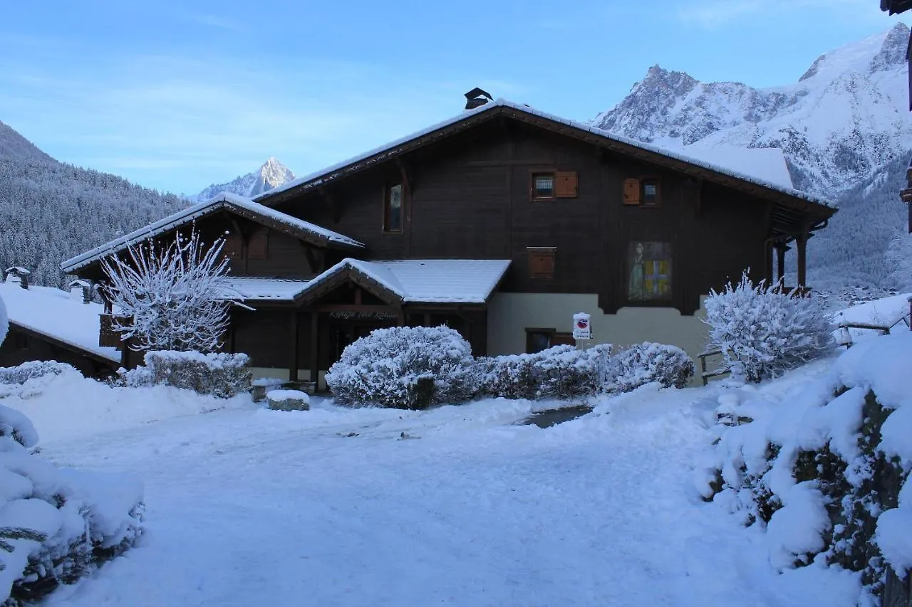 Apartment Appartement Chaleureux Les Houches 29 M² Piscine Partagee France